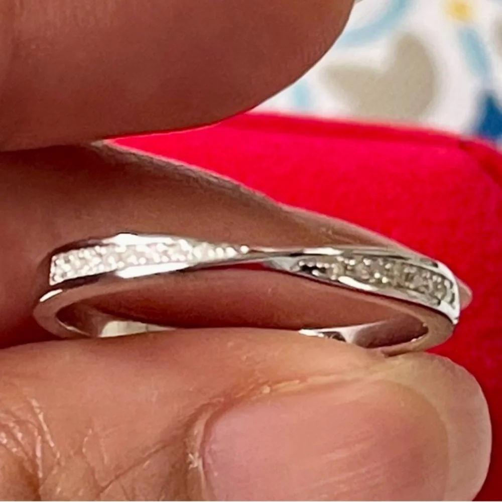 Solid sterling silver infinity Moissanite band ring